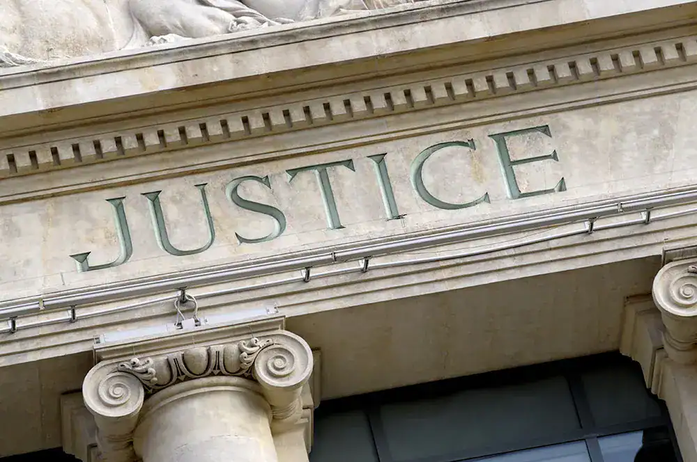 Criminal records and residence in Spain